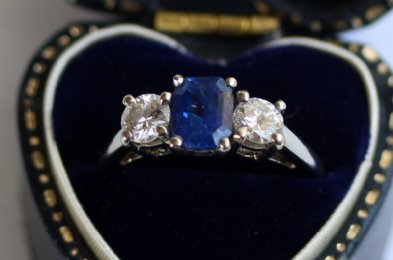 18ctGold 1.10Ct Sapphire & Diamond Ring