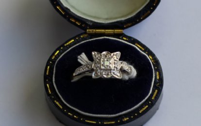 18ct Gold Diamond Ring