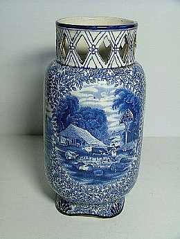 Fenton vase