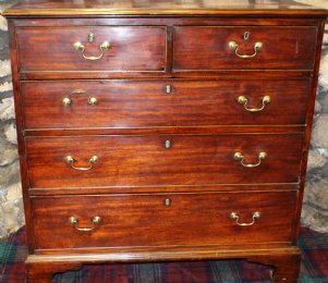 19th cent Mahogany Chest of Drawers