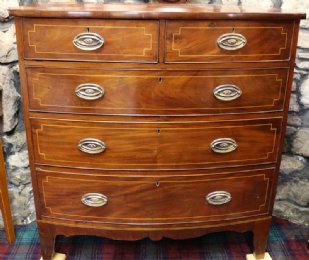 Early 19th cent Bow Front Mahogany Chest