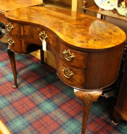 Mahogany Kidney Shaped Desk/Dressing Table