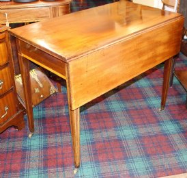 Mahogany Pembroke Table