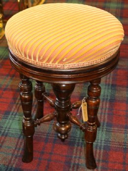 Mahogany Revolving Piano Stool