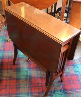 Mahogany Sutherland Table