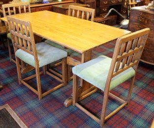 Oak Table & 4 Chairs