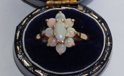 9ct gold ring