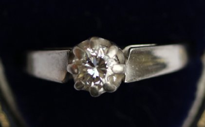 18ct Gold diamond set in Plat