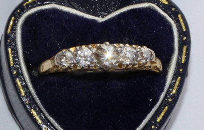 18ct Gold, %stone Diamond Ring C1890