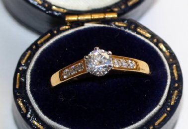 18ct Gold,Diamonnd Ring