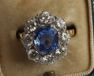 18ct Gold,Sapphire & Diamond Ring