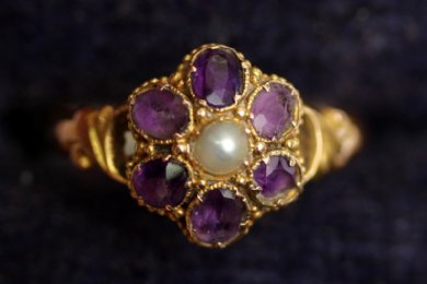 19th cent, 15ct gold,Amethyst & Pearl ring