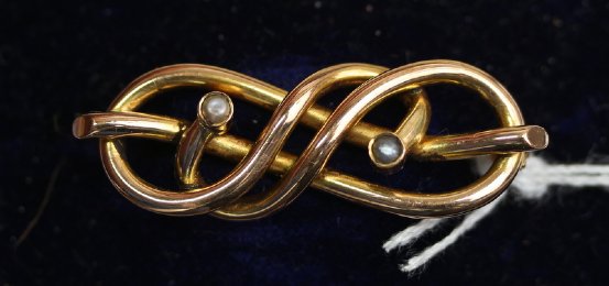 19th cent Gold & Pearl Brooch