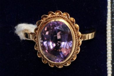 9ct Gold, Amethyst Ring