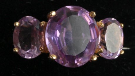 9ct gold, & Amethyst Ring