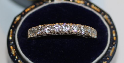 9ct Gold Diamond Ring