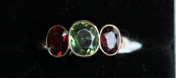 9ct Gold, Peridot & Garnet Ring - SOLD