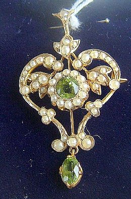 9ct Gold Victorian Peridot & Seed Pearl Pendant