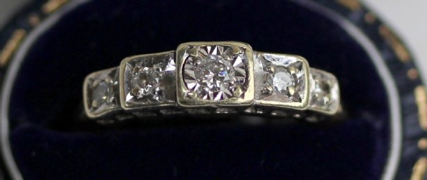 9ct Gold,5 stone Diamond Ring