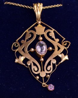 9ct Gold,Amethyst Pendant