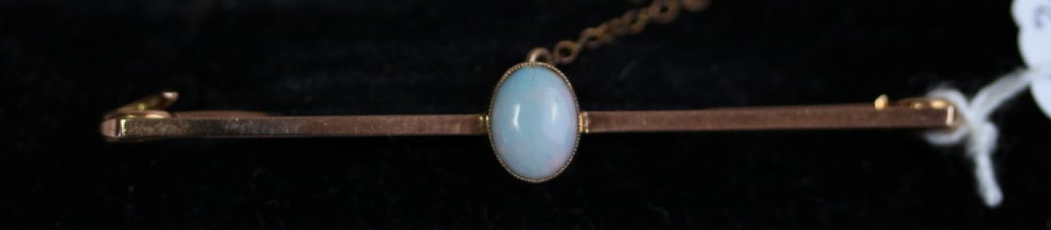 9ct Gold,Opal Brooch