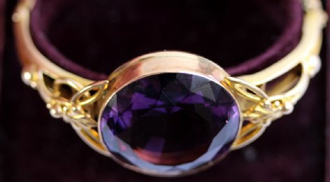 Early 20th cent Gold & Amethyst Bangle