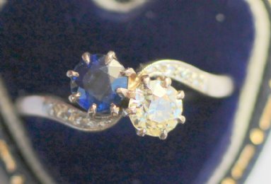 Early 20th cent Sapphire & Diamond Ring