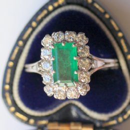 Emerald & Diamond Ring