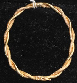 Gold Ropetwist Bangle