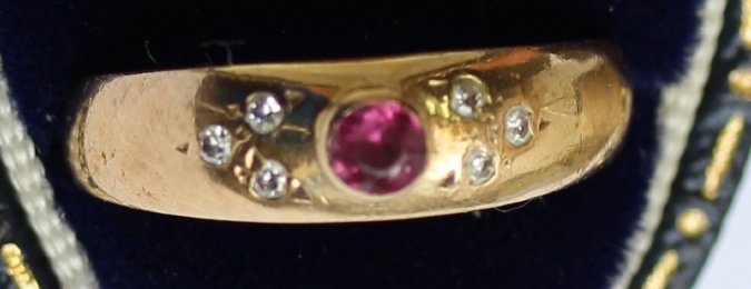 Gold, Ruby & Diamond Ring