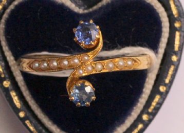Sapphire & Pearl Ring C1920