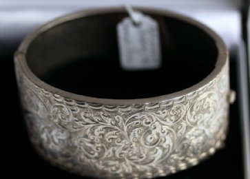 Silver Bangle C1901